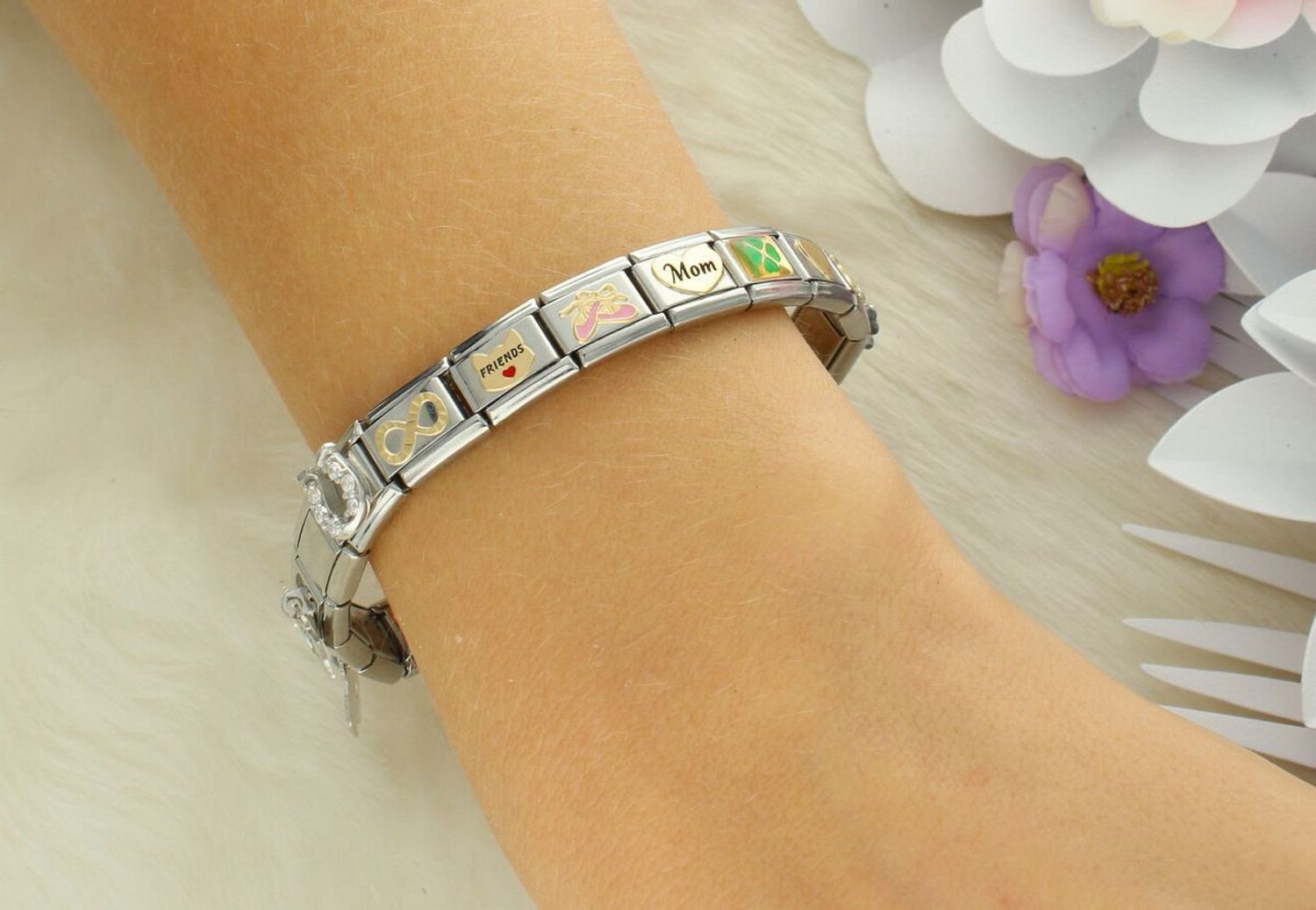 Zawieszka Nomination Głowa Kota z Czerwonym Sercem 030285 68 – Friends.jpg